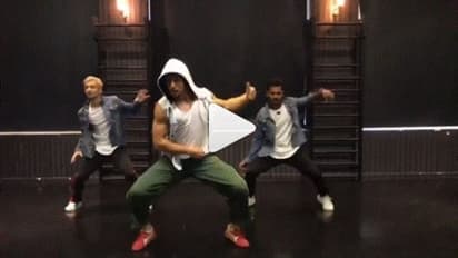 टाइगर श्रॉफ ने इंटरनेट पर अपने डांस से कहर बरपाया, गर्लफ्रेंड ने किया यह कमेंट