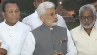 జగన్ పై దాడి: సూత్రధారి, పాత్రధారి చంద్రబాబే