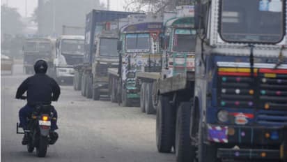 Delhi: Entry ban on heavy vehicles lifted after relatively better air quality on Wednesday