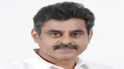 Konda Vishweshwar Reddy quits TRS before Telangana elections