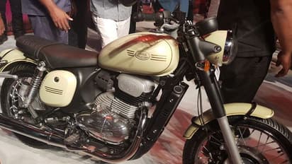 ರಾಯಲ್ ಎನ್‌ಫೀಲ್ಡ್ ಪ್ರತಿಸ್ಪರ್ಧಿ ಜಾವಾ ಬೈಕ್ ಲಾಂಚ್-ಇಲ್ಲಿದೆ ಚಿತ್ರಗಳು!