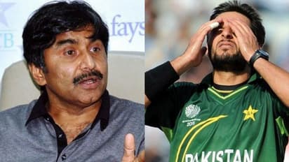 Javed Miandad advises Shahid Afridi to avoid voicing opinions on political issues