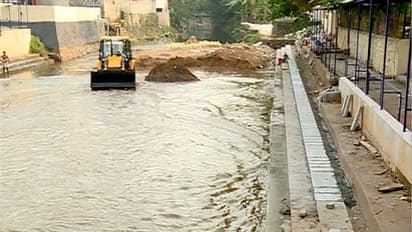 തീർത്ഥാടകരുടെ ദുരിതത്തിന് അറുതിയില്ല; എരുമേലിയിൽ കുടിവെള്ളം പോലുമില്ല