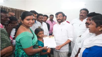 కష్టాల్లో ఉన్న ప్రతీ కుటుంబానికి పెద్దకొడుకుగా చంద్రబాబు అండ:సోమిరెడ్డి