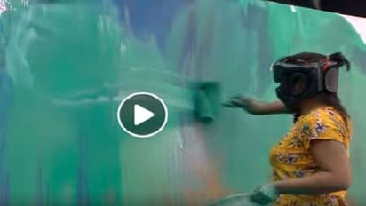 ಊಟಕ್ಕೆ ಉಪ್ಪಿನಕಾಯಿ, ರಿಮೋಟ್ಗೆ ಬ್ಯಾಟರಿಯಾದ ಲೇಡಿ ಸ್ಪರ್ಧಿ!