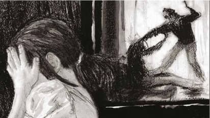 ఆస్తి కోసం.. భార్య మర్మావయవాన్ని కోసిన భర్త