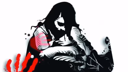 లేడీ కానిస్టేబుల్పై ఎస్ఐ రేప్.. వీడియో తీసి రెండేళ్లుగా అత్యాచారం