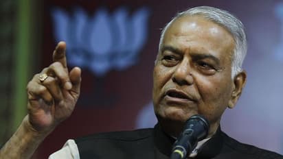 அடிதூள்.. குடியரசுத் தலைவர் தேர்தலில் எதிர்க்கட்சிகளின் பொது வேட்பாளராக யஷ்வந்த் சின்ஹா அறிவிப்பு.