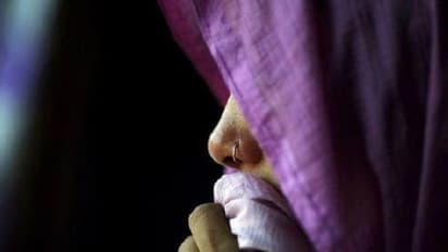 സ്ത്രീധന തര്ക്കം: ക്രൂരമായി മര്ദ്ദിച്ച ശേഷം ഭാര്യയുടെ നാവ് ഭര്ത്താവ് അറുത്തുമാറ്റി