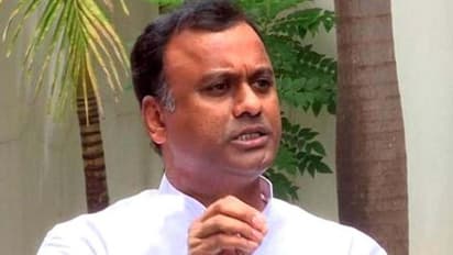 Munugode Bypoll 2022: ‘‘13 ఏళ్ల నమ్మకాన్ని అమ్ముకున్న ద్రోహివి’’.. రాజగోపాల్ రెడ్డికి వ్యతిరేకంగా పోస్టర్లు