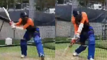 ಧೋನಿ ರೀತಿ ಹೆಲಿಕಾಪ್ಟರ್ ಶಾಟ್ ಹೊಡೆದ ಜಸ್ಪ್ರೀತ್ ಬುಮ್ರಾ!