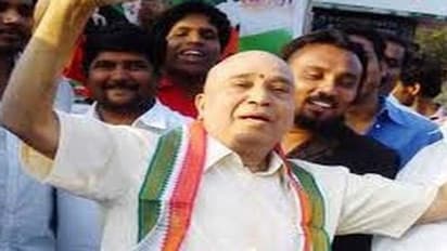 మనసు మార్చుకున్న మాజీమంత్రి, నామినేషన్ విత్ డ్రా