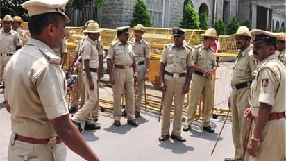 ಬೆಂಗಳೂರು ಪೊಲೀಸರು ವರ್ಗಾವಣೆ ಕೇಳಿದ್ರೆ ಕಡ್ಡಾಯ ನಿವೃತ್ತಿ, ಇದೆಂಥಾ ಆದೇಶ?