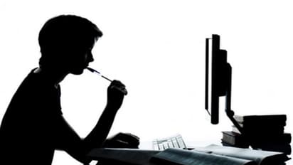 ఇండస్ట్రీలో కథల్లేవ్.. యువతకు ఇదే గోల్డెన్ ఛాన్స్!