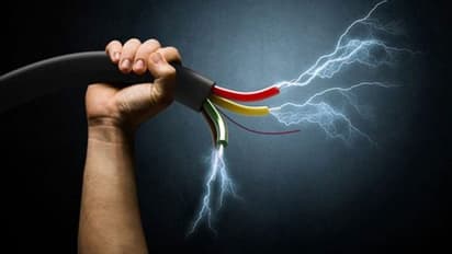 நாளை காலை 9 மணி முதல் 4 மணி வரை மின்வெட்டு..! சென்னையின் எந்தெந்த பகுதியில் தெரியுமா..?