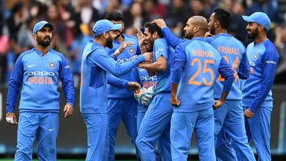 India vs Australia 2020-21: Zaheer Khan opines if bowlers will decide the outcome of contests