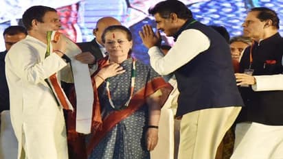 సోనియా సమక్షంలో కాంగ్రెస్ లో చేరిన కొండా విశ్వేశ్వర్ రెడ్డి,ఎమ్మెల్సీ యాదవరెడ్డి