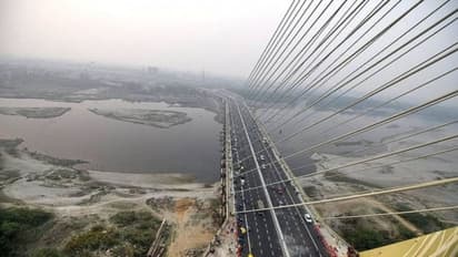 അപകടം തുടര്ക്കഥയാവുന്നു; സിഗ്നേച്ചർ പാലത്തിൽ രണ്ട് ദിവസത്തിനിടെ പൊലിഞ്ഞത് മൂന്ന് ജീവനുകൾ