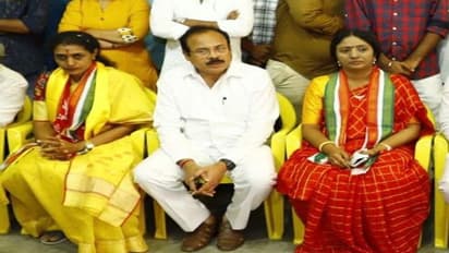 కేపీహెచ్ బీలో సుహాసిని రోడ్ షో