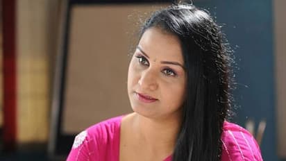 ఎమ్మెల్యే చింతమనేని వేధిస్తున్నాడు.. నటి కామెంట్స్!