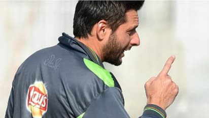 ಅಫ್ರಿದಿ ಕಪಾಳಕ್ಕೆ ಬಾರಿಸಿದ ಮೇಲೆ ಸ್ಪಾಟ್ ಫಿಕ್ಸಿಂಗ್ ಬಾಯ್ಬಿಟ್ಟಿದ ಆಮೀರ್..!