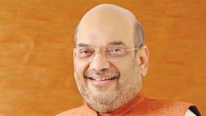 బేగంపేట్కు చేరుకున్న అమిత్ షా.. నేడు నాలుగు బహిరంగ సభల్లో ప్రచారం