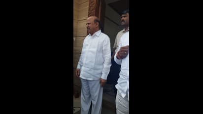 వీరేంద్రగౌడ్కు మద్థతు ప్రకటించిన ఓయూ జేఏసీ (ఫోటోలు)