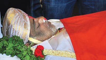 18 ತಾಸಲ್ಲಿ ಅಂಬಿ ಅಂತಿಮ ದರ್ಶನ ಪಡೆದ ಜನರೆಷ್ಟು..?