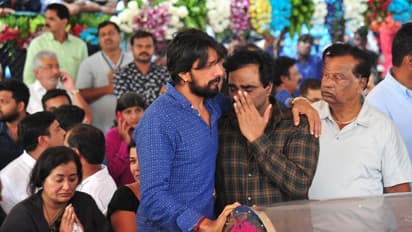 ಅಂಬಿಗೆ ಭಾವಪೂರ್ಣ ವಿದಾಯ ಹೇಳಿದ ಕರುನಾಡು