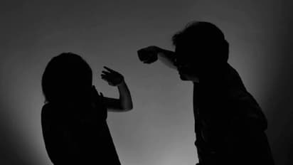 വിധവയെ വീട്ടില് നിന്ന് ഇറക്കി വിടാന് ശ്രമം: ഭര്തൃസഹോദരന്മാര് അറസ്റ്റില്