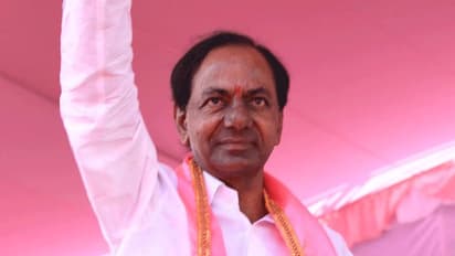तेलंगाना विधानसभा चुनाव में प्रतिद्वंदी केसीआर और जना रेड्डी में हैं कई समानताएं