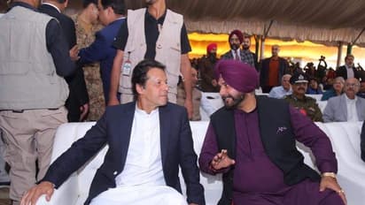 ಪಾಕಿಸ್ತಾನದಲ್ಲಿ ಚುನಾವಣೆಗೆ ನಿಲ್ಲಿ, ಗೆಲ್ಲಿ: ಸಿಧುಗೆ ಇಮ್ರಾನ್ ಆಫರ್!