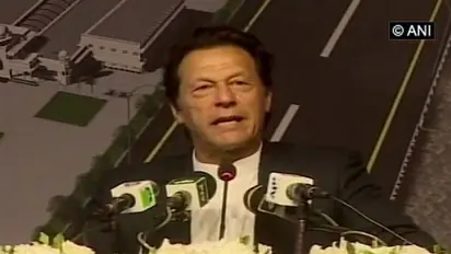 करतारपुर गलियारे के उद्घाटन में बोले इमरान,  भारत से मजबूत और शिष्ट संबंध चाहता है पाक