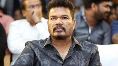 విలన్ రూమర్స్.. కోపంతో రగిలిపోతున్న శంకర్?