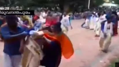 കലോത്സവത്തിനിടെ കൂട്ടയടി: വിദ്യാർത്ഥികൾക്കും അധ്യാപകർക്കും പരിക്ക്