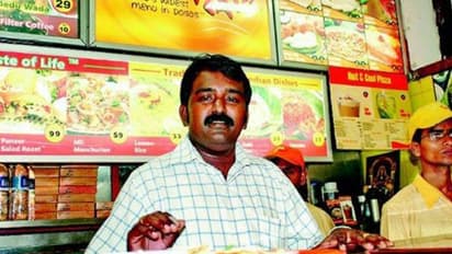 കൈവണ്ടിയില് ദോശ വിറ്റ് തുടങ്ങി; ഇന്ന് ആസ്തി 30 കോടി