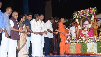 ರಾಜನಾಗಿ ಬಾಳಿದ್ದರು, ರಾಜನಂತೆ ಕಳಿಸಿಕೊಟ್ಟಿರಿ, ಧನ್ಯವಾದ: ಸುಮಲತಾ