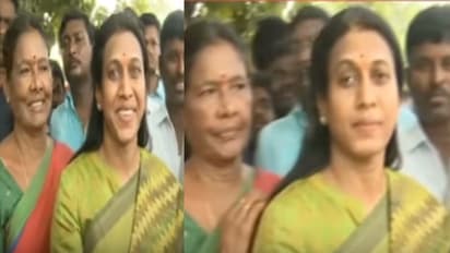 తెలంగాణ కోసం త్యాగాలు చేసిన నా భర్తపై టీఆర్ఎస్ కక్ష కట్టింది: సబిత