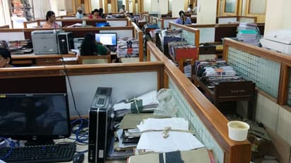 রাজ্য়ে সরকারি-বেসরকারি অফিস খুলছে ৮ জুন, নবান্নে ঘোষণা মমতার