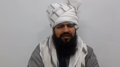 Jammu and Kashmir: Moulvi delivers hate speech against Hindus; irks religious tension