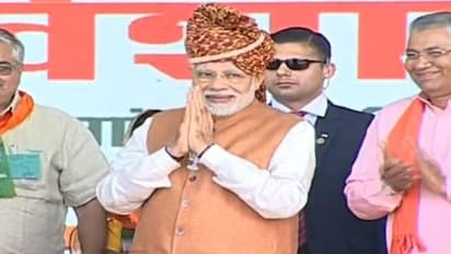 पीएम मोदी का राहुल पर पलटवार, हिंदुत्व के ज्ञान को समेटना इंसान के बस की बात नहीं