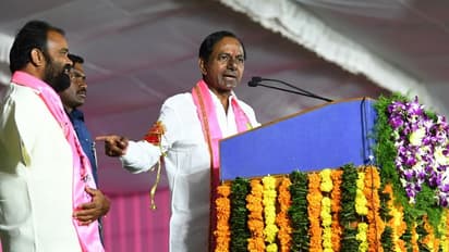 #Semifinals18: TRS chief KCR loses cool again, calls people bewakoof
