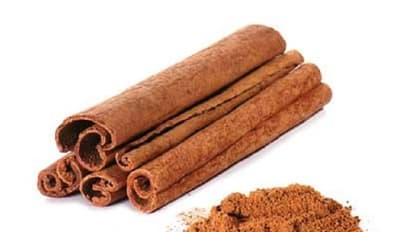 குளிர்காலத்தில் சருமம் வறண்டு போகாமல் இருக்க இதைச்செய்தால் போதும்..!!