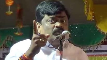 மதச்சண்டையை தூண்டி விட்டு குளிர்காயும் திமுக ஒரு திருட்டு கட்சி... ராஜேந்திர பாலாஜி பொளேர் விமர்சனம்..!