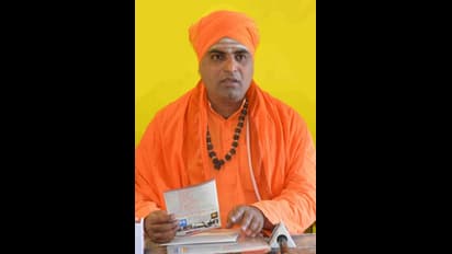 ಲೈಂಗಿಕ ಕಿರುಕುಳ ಆರೋಪ: ಪೀಠ ತ್ಯಜಿಸಿದ ಸ್ವಾಮೀಜಿ