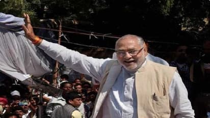 ಮೋದಿ ವಿರುದ್ಧ ಸಿಡಿದೆದ್ದ ಸಹೋದರ: ಪ್ರತಿಭಟನೆಯ ನೇತೃತ್ವ!