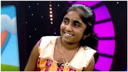 தமிழ் சினிமா வரலாற்றில் ஒன்பதே வயதில் பாடல் ஆசிரியையாக அறிமுகமாகும் ஞானக்குழந்தை