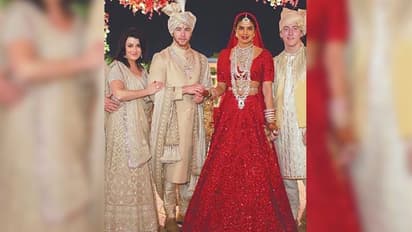 अमेरिकी वेबसाइट पर प्रियंका और निक के बारे में घृणा भरे आलेख की सबने की आलोचना