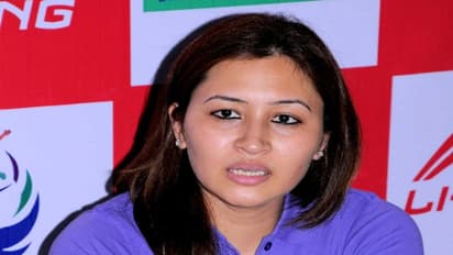 చిన్నారి బాలికలను అవమానించడం మానేయండి.. హిజాబ్పై గుత్తా జ్వాల ట్వీట్..