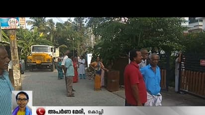 വീണ്ടും നോക്കുകൂലി; സി ഐ ടി യു തൊഴിലാളികൾ റോഡ് പണി തടസപ്പെടുത്തിയതായി പരാതി